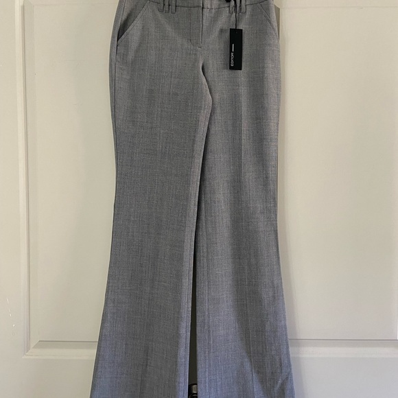 Fits like 0/1. Lightweight, not winter lined. Triple belt loops. Dbl hook close. - Picture 3 of 6